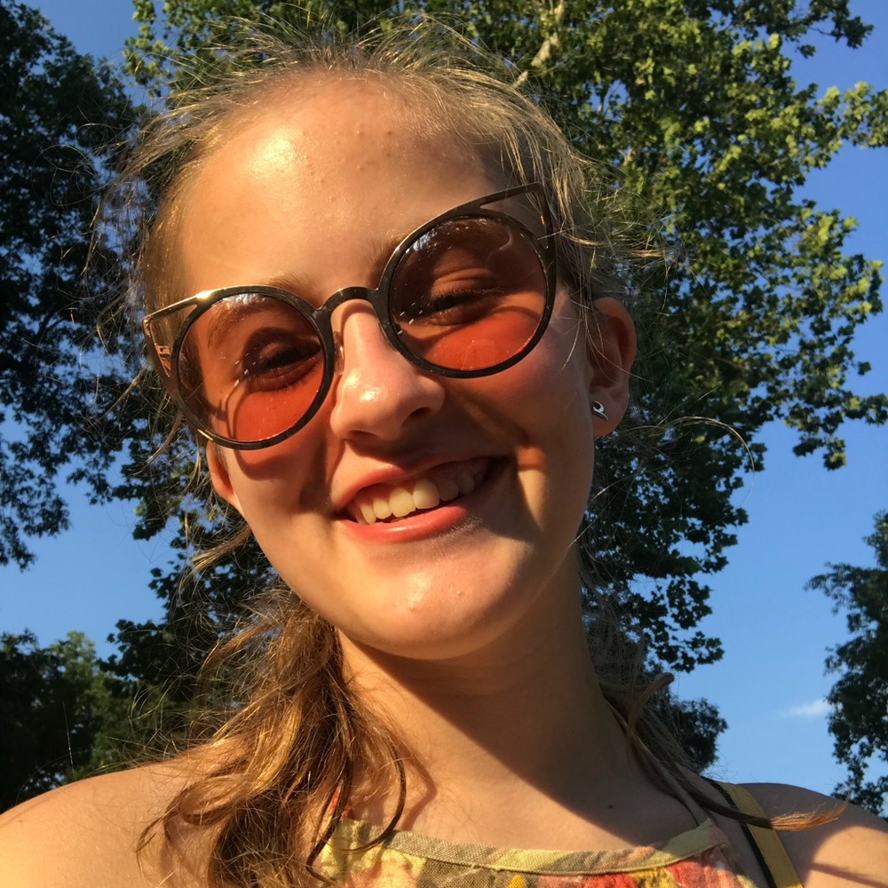 Meet your Posher, Abby